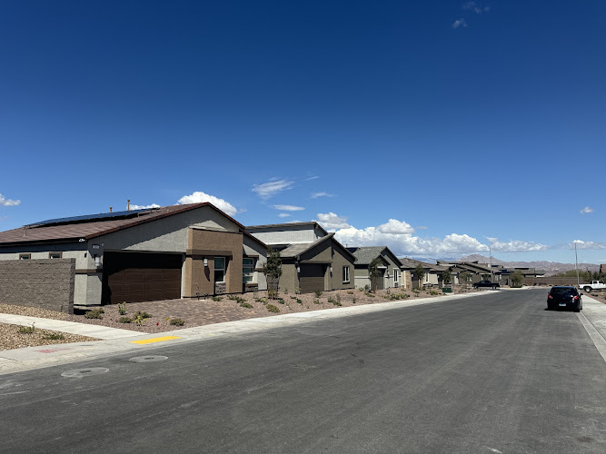Lennar at Heritage at Black Mountain Ranch